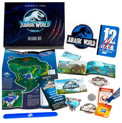 Jurassic World Deluxe Kit, caja dañada